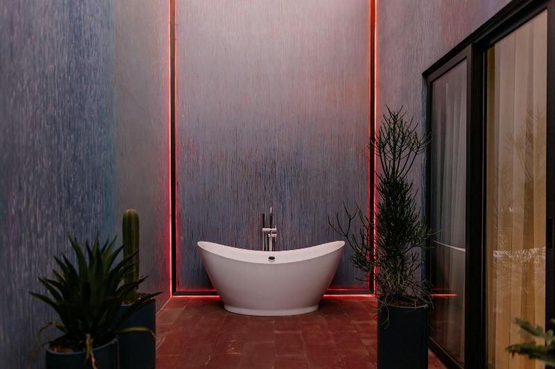 Spira Hotel image