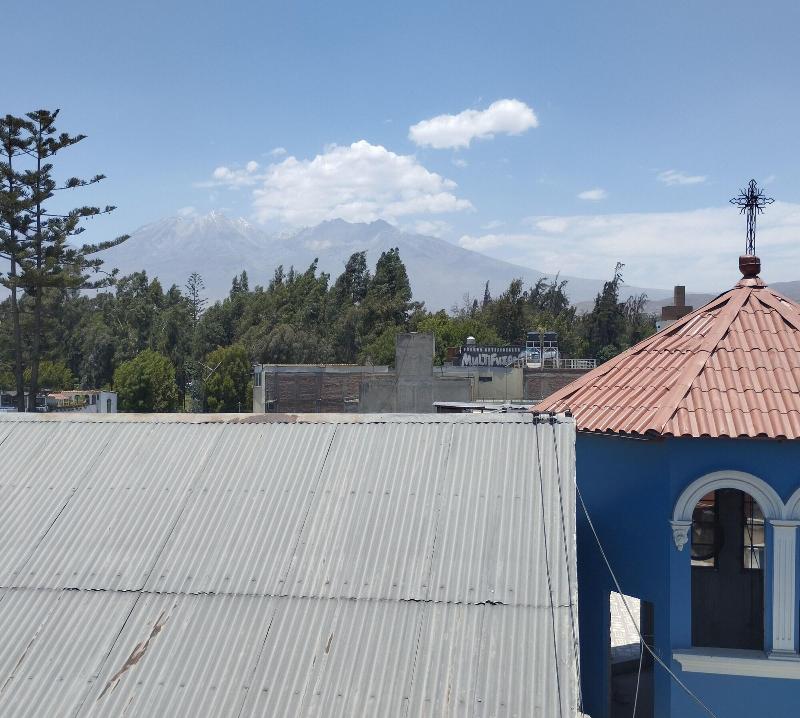 El Monarca Aqp image