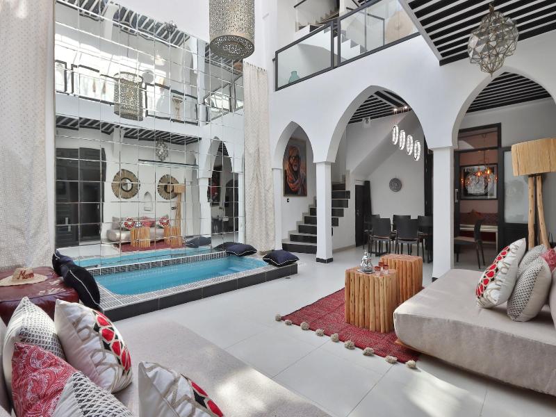 Riad Modern Bed Breakfast image