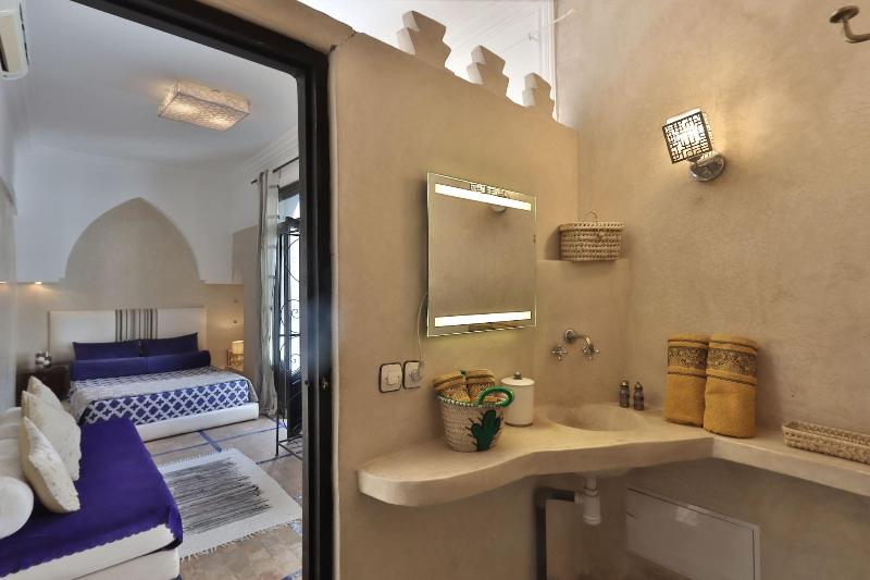 Riad Modern Bed Breakfast image