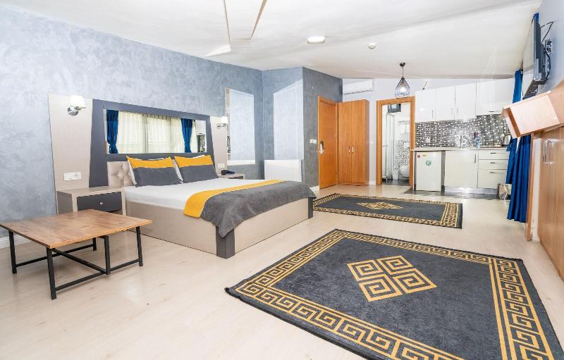 Comfort Inn Suite image