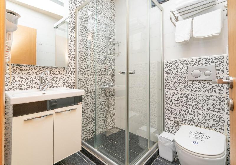 Comfort Inn Suite image