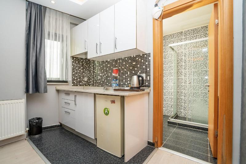 Comfort Inn Suite image