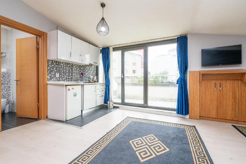 Comfort Inn Suite image