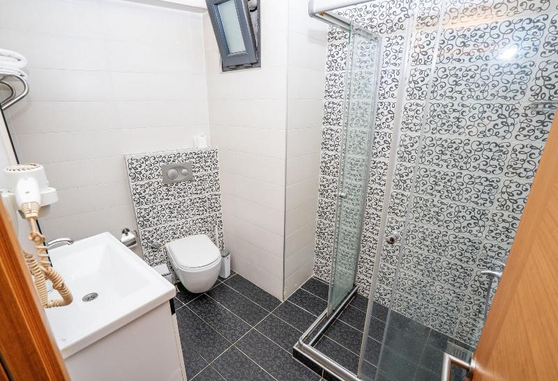Comfort Inn Suite image
