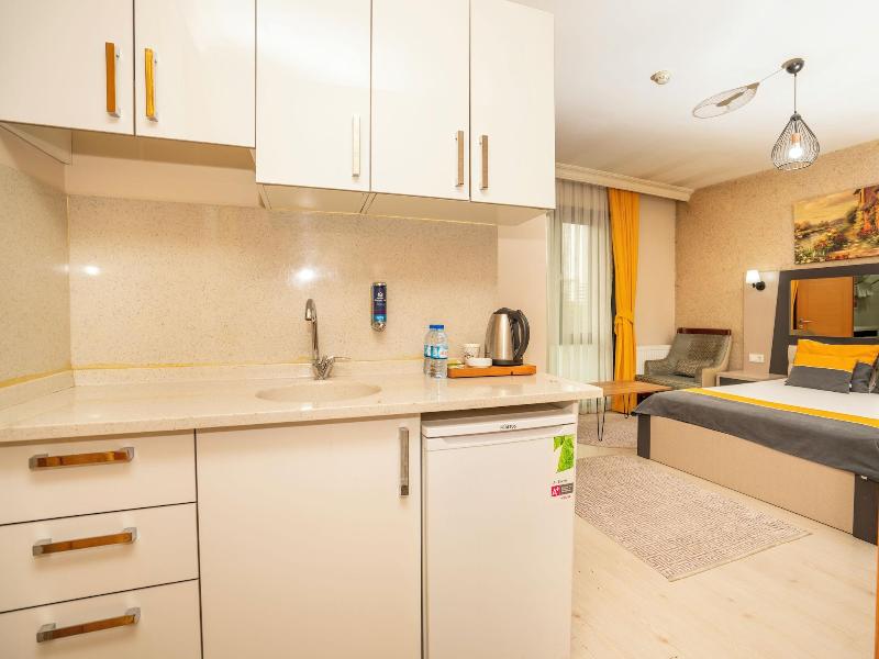 Comfort Inn Suite image
