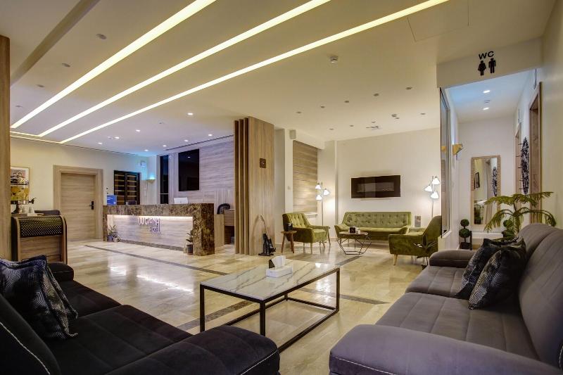 Luciana Hotel By Bratus image
