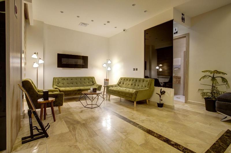 Luciana Hotel By Bratus image