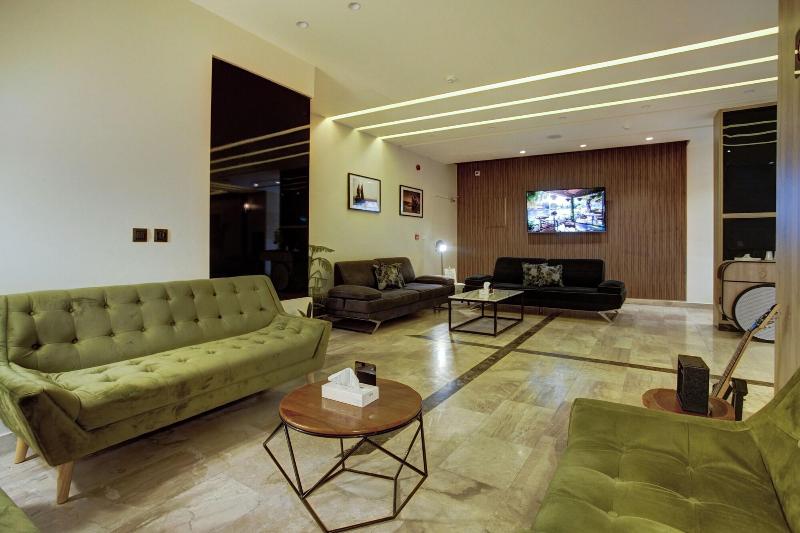 Luciana Hotel By Bratus image