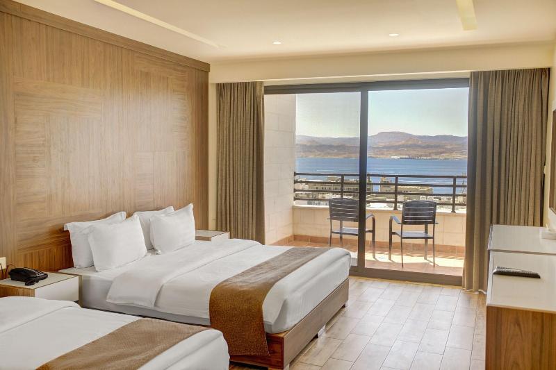 Luciana Hotel By Bratus image