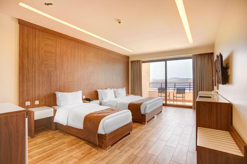 Luciana Hotel By Bratus image