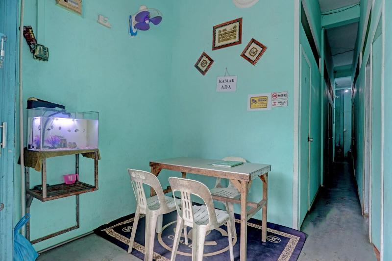 Spot On 92985 Mitra Homestay image