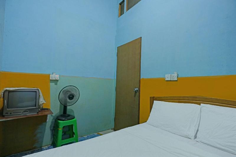 Spot On 92985 Mitra Homestay image