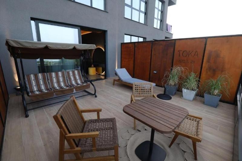 Toka Hotel Restaurant image