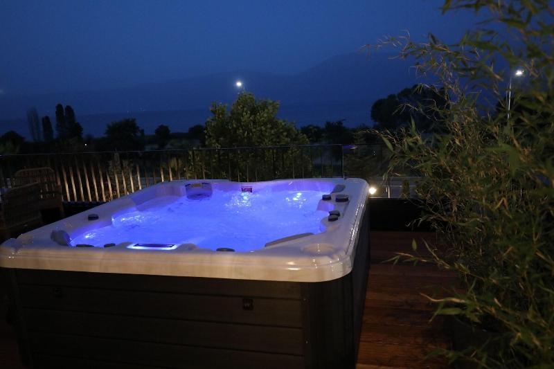 Toka Hotel Restaurant image
