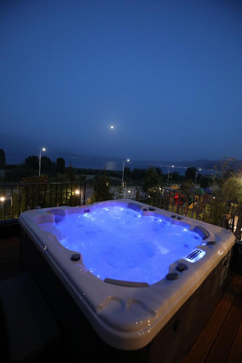 Toka Hotel Restaurant image