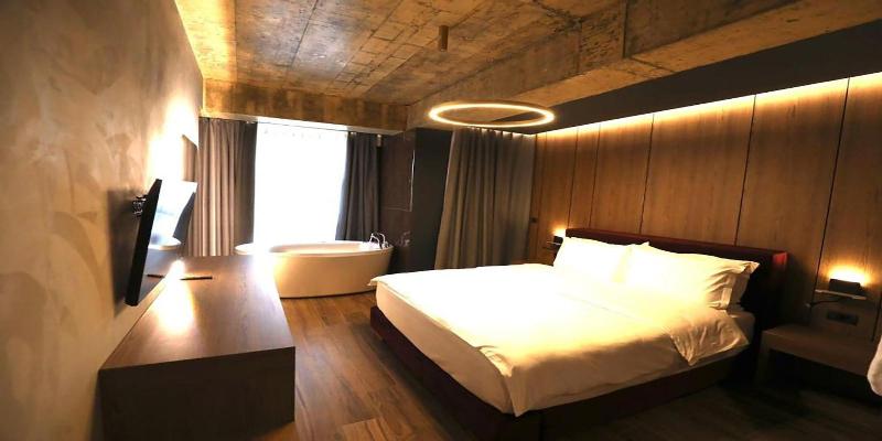 Toka Hotel Restaurant image