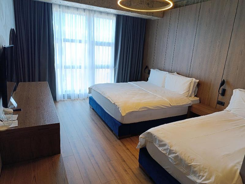 Toka Hotel Restaurant image
