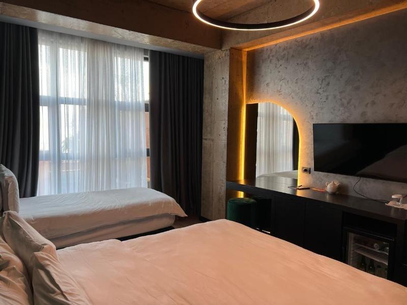 Toka Hotel Restaurant image