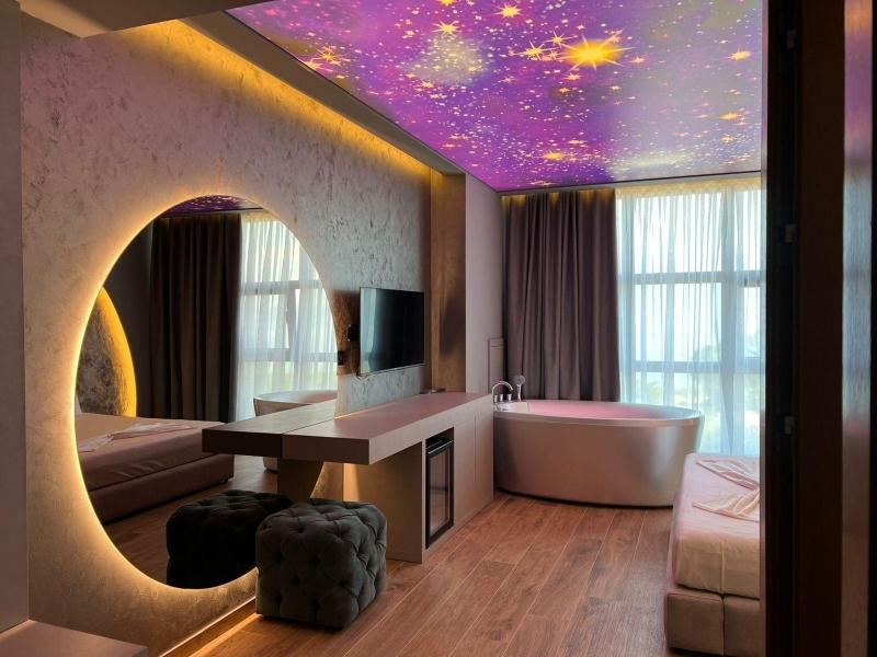 Toka Hotel Restaurant image