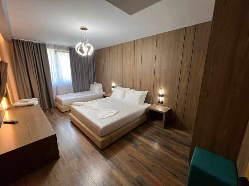 Toka Hotel Restaurant image