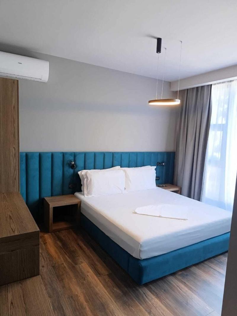 Toka Hotel Restaurant image