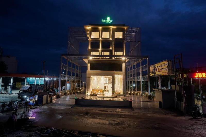 Lemon Tree Hotel Haridwar image