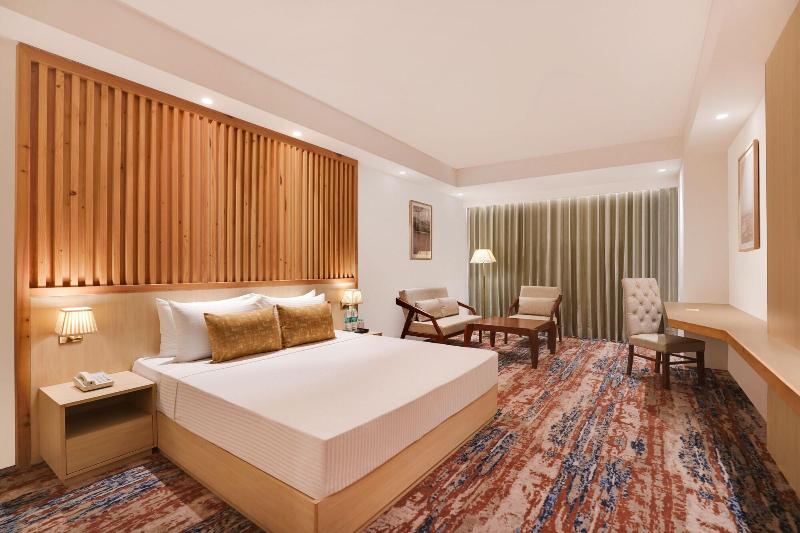 Lemon Tree Hotel Haridwar image