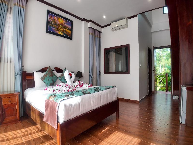 Lodge Moni Essara Kompot image