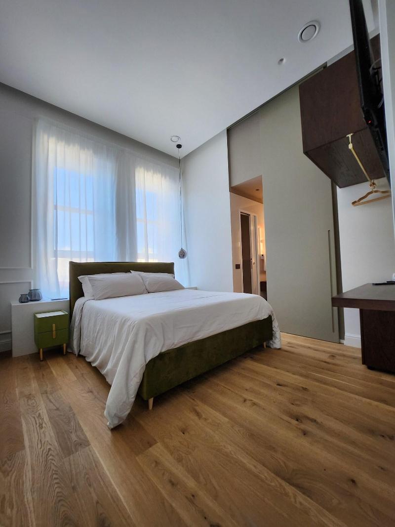 Sirenaresina image