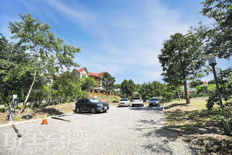 Baili Manor Cing Jing — general view