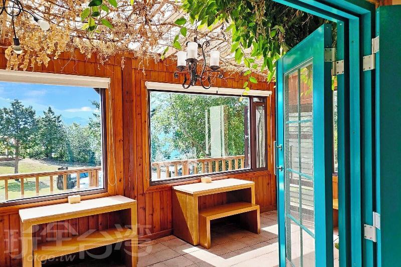 Baili Manor Cing Jing image