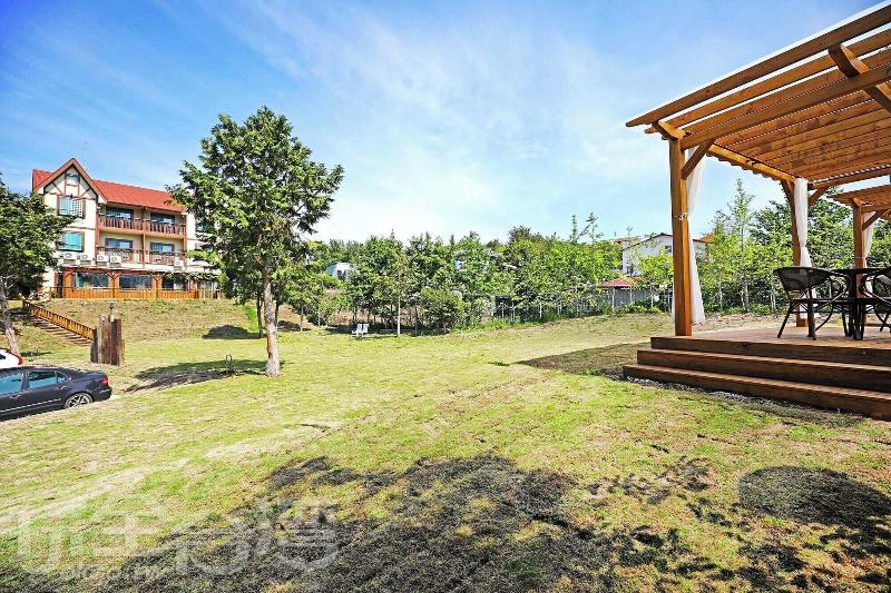 Baili Manor Cing Jing image