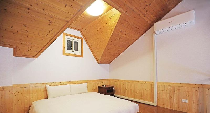 Baili Manor Cing Jing image