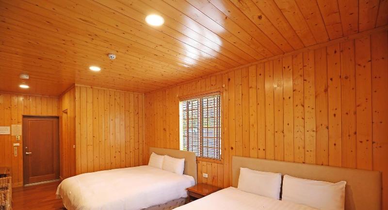 Baili Manor Cing Jing image