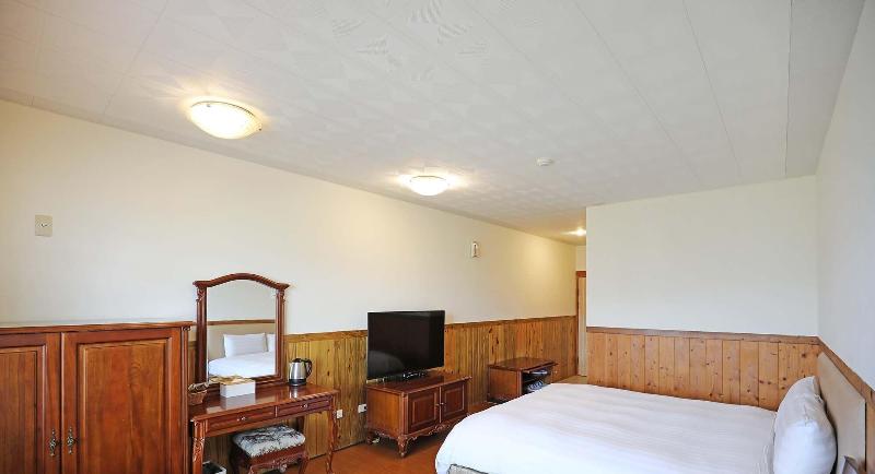 Baili Manor Cing Jing image