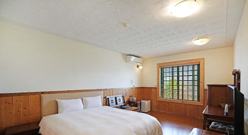 Baili Manor Cing Jing image