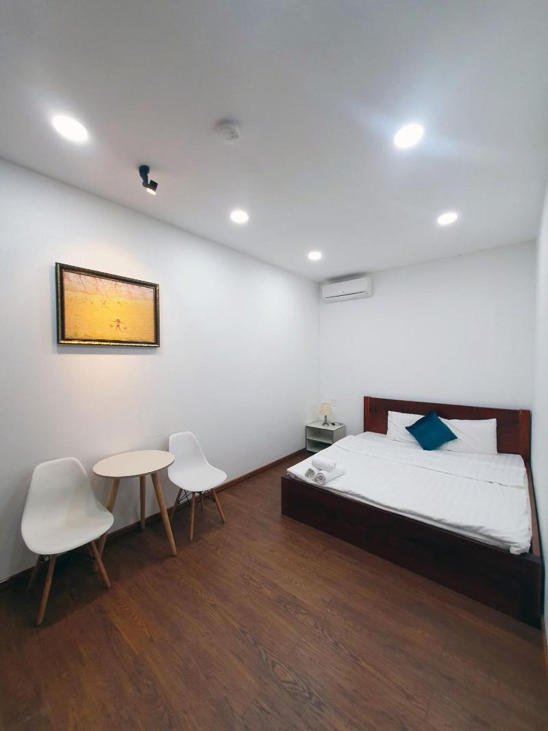 Hero Hostel Billiards image