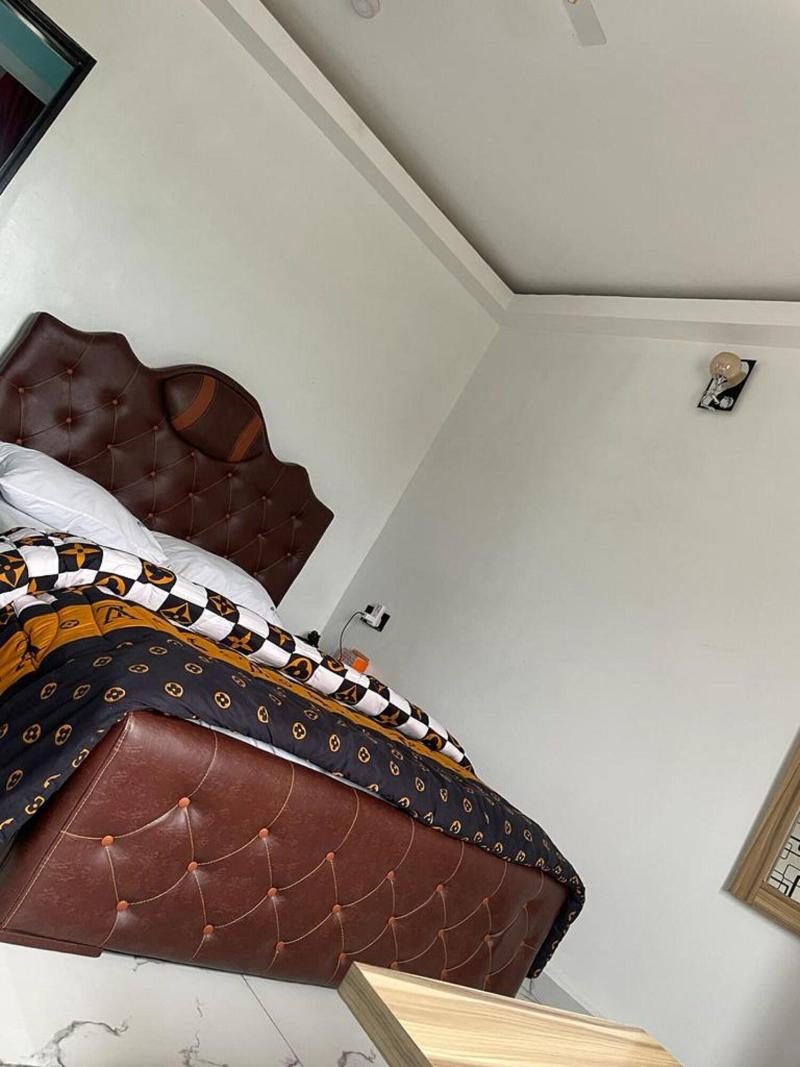J Clay Hotels And Suites image
