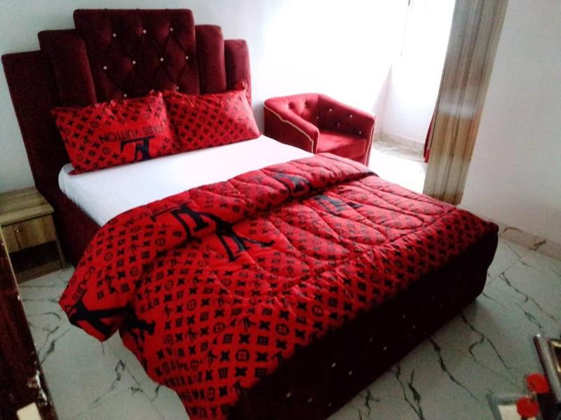 J Clay Hotels And Suites image