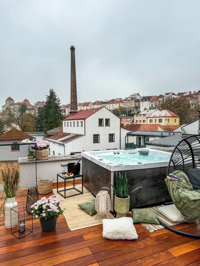 Aparthotel Na Klenici image