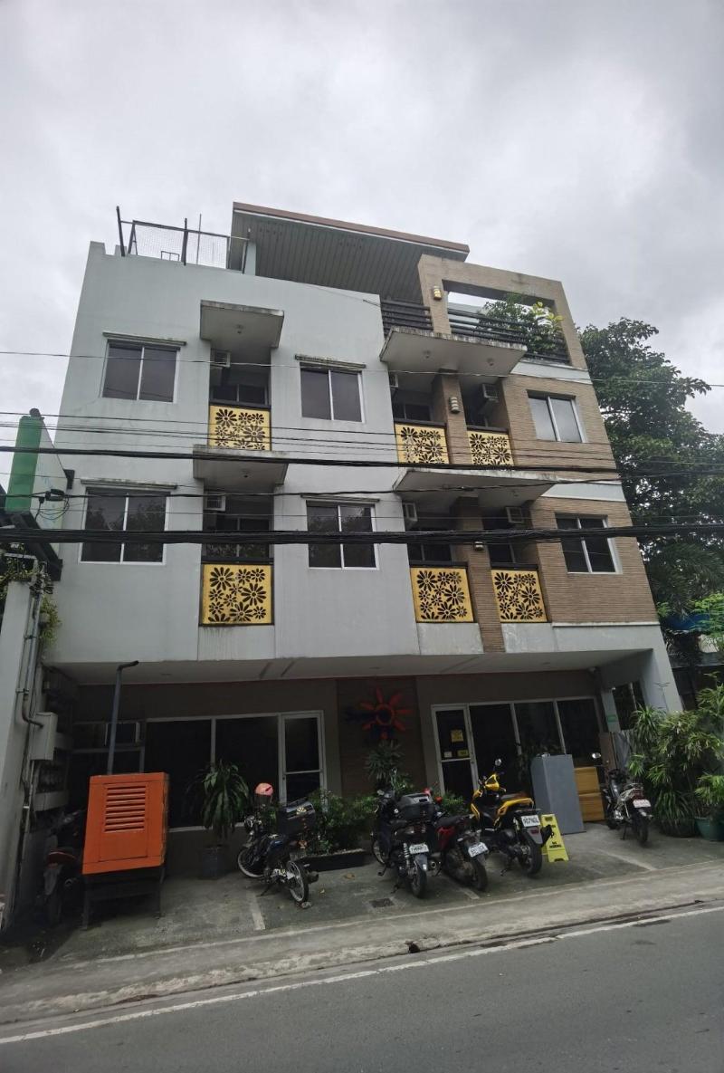 Sunny Day Residences Cainta image
