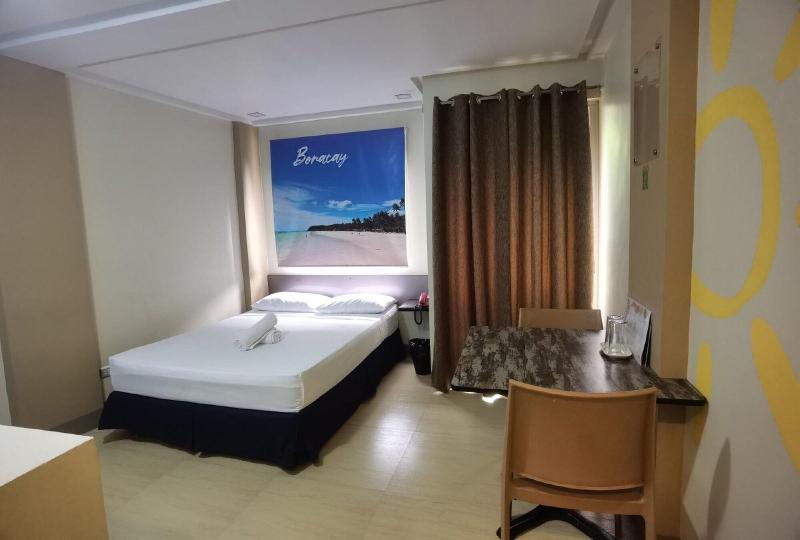 Sunny Day Residences Cainta image