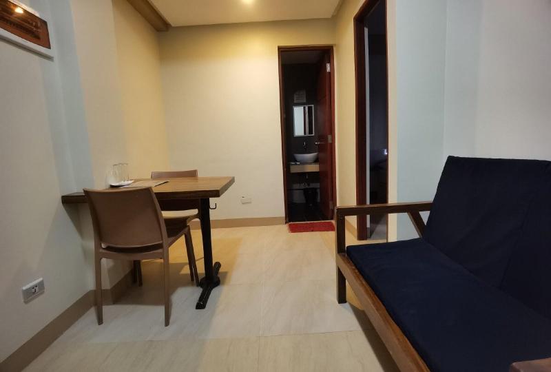 Sunny Day Residences Cainta image