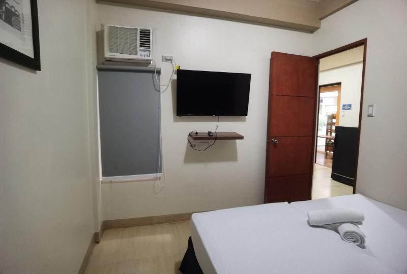 Sunny Day Residences Cainta image