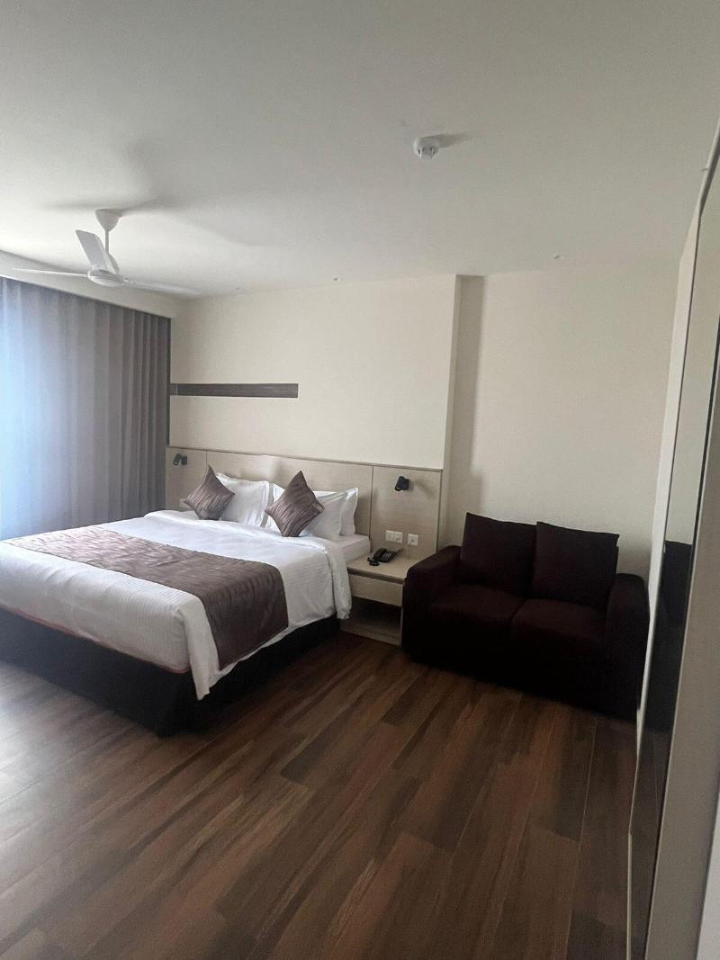Presidency Airport Hotel image