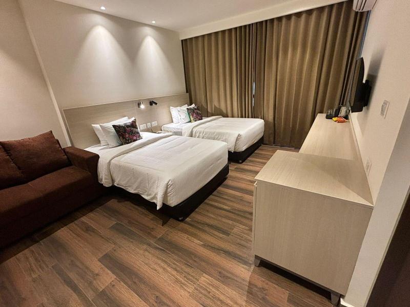 Presidency Airport Hotel image
