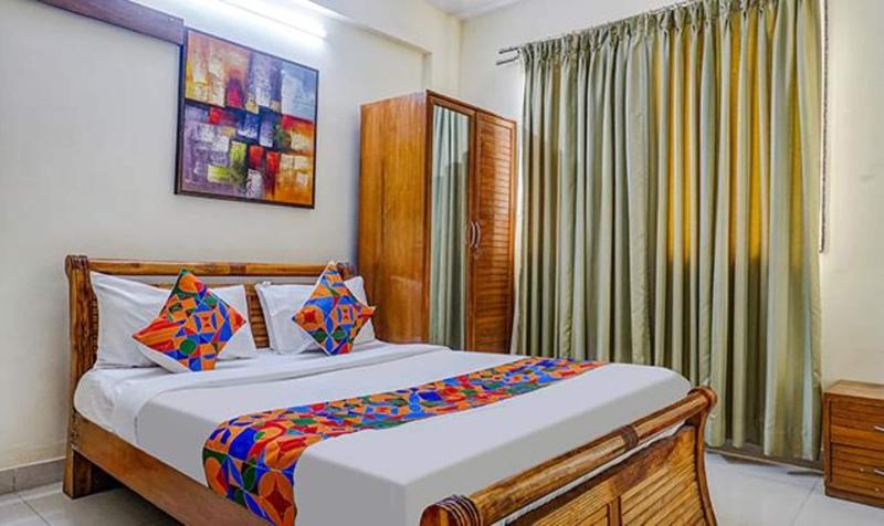 Fabhotel Grandeur image