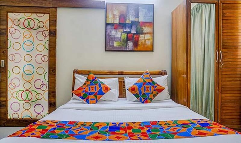 Fabhotel Grandeur image