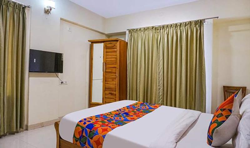 Fabhotel Grandeur image